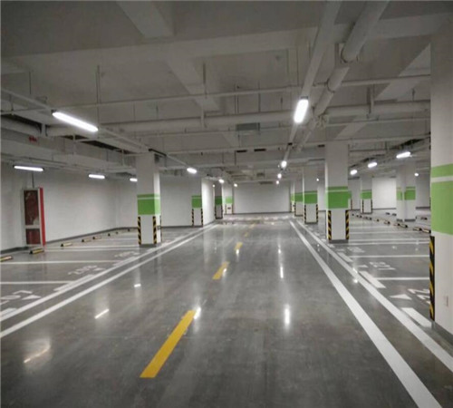 固化劑堿性材料泛白的原因？
